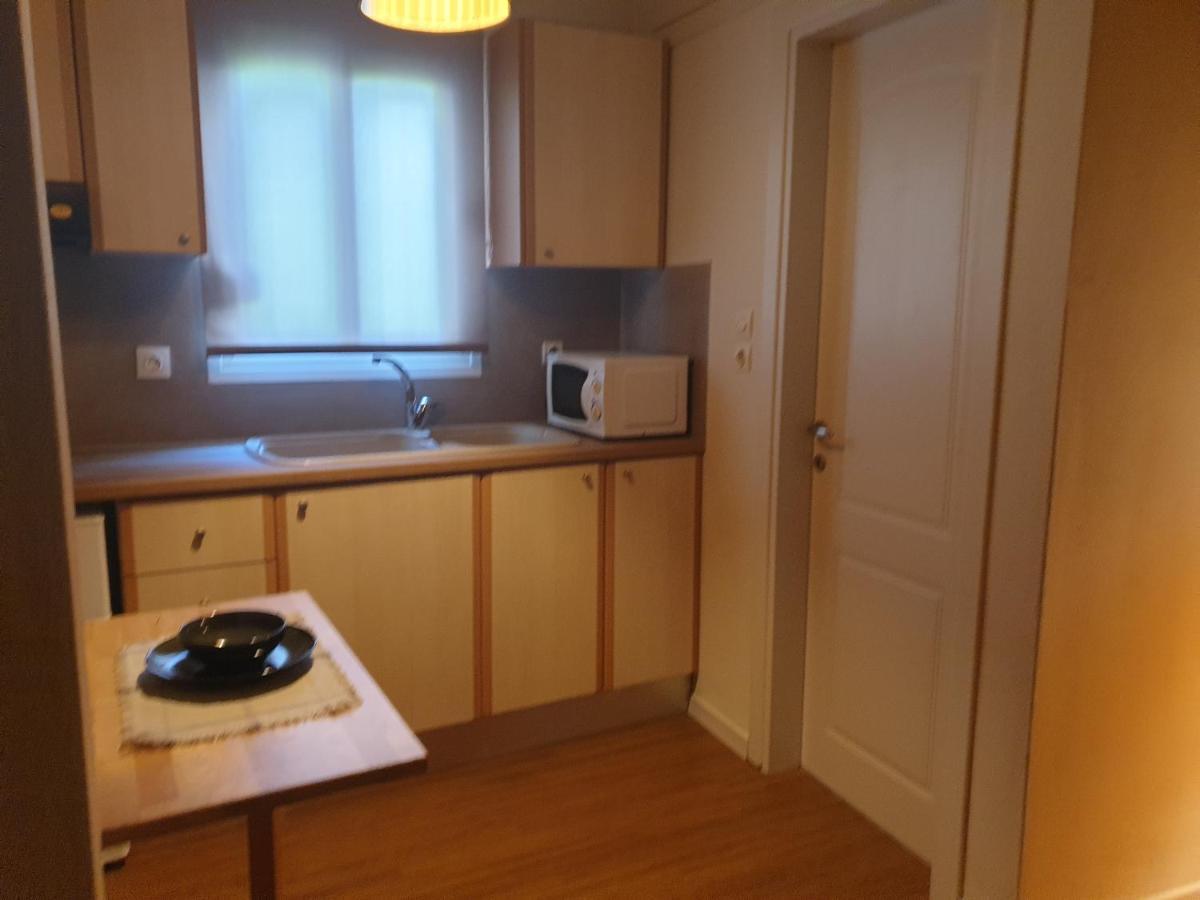 A Pleasent Small -Studio Close To The Port Of Βόλος Εξωτερικό φωτογραφία
